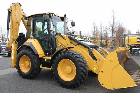 Экскаватор-погрузчик Caterpillar 444F20